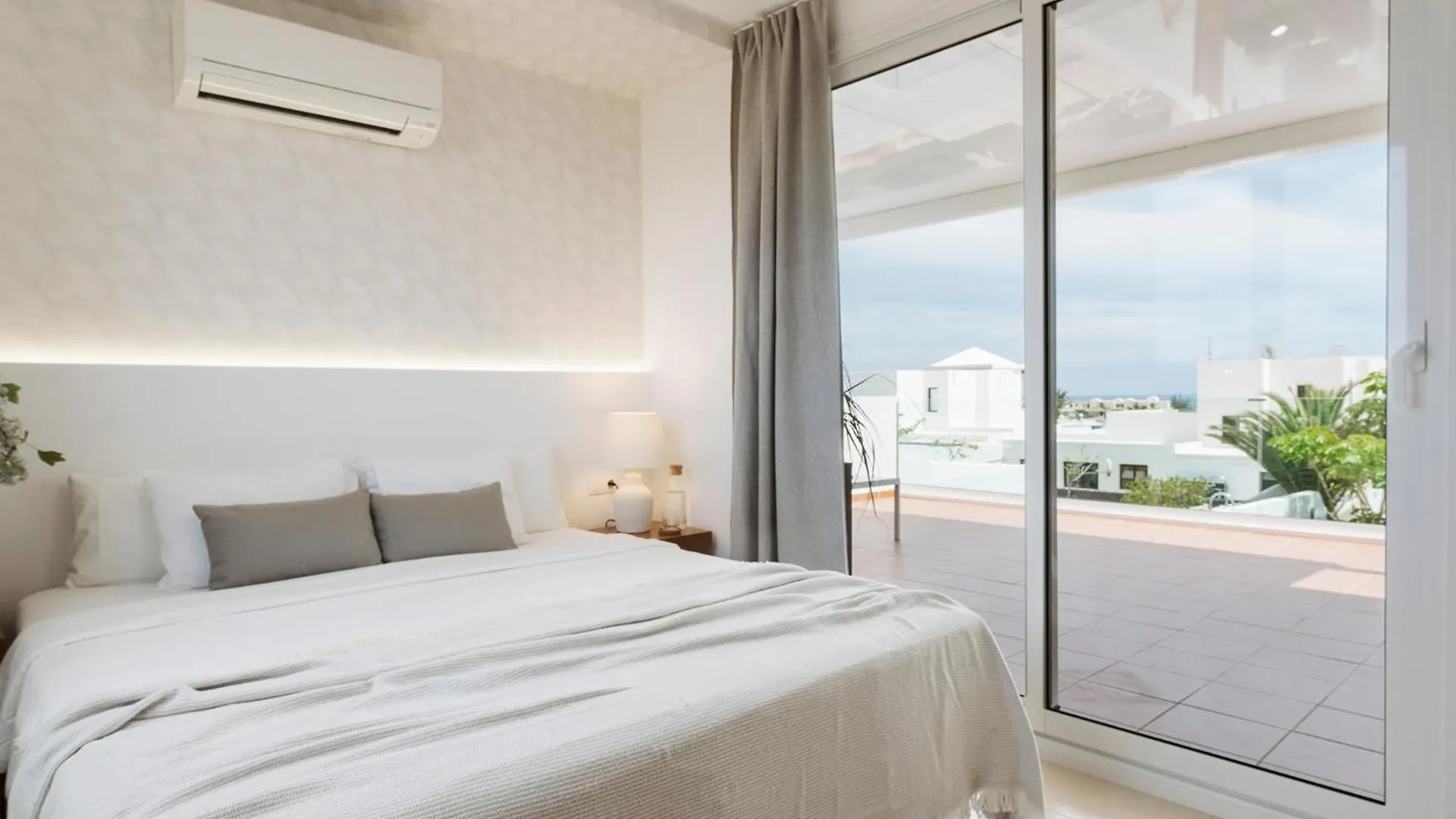 Villa María Playa Blanca  España